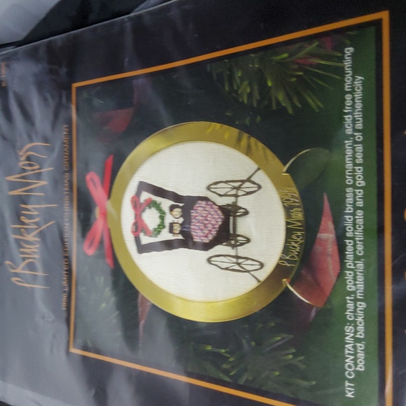 Bundle of two P Buckley Moss Christmas Ornaments kits - Picture 2 of 8